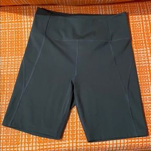 Girlfriend collective compressive bike shorts